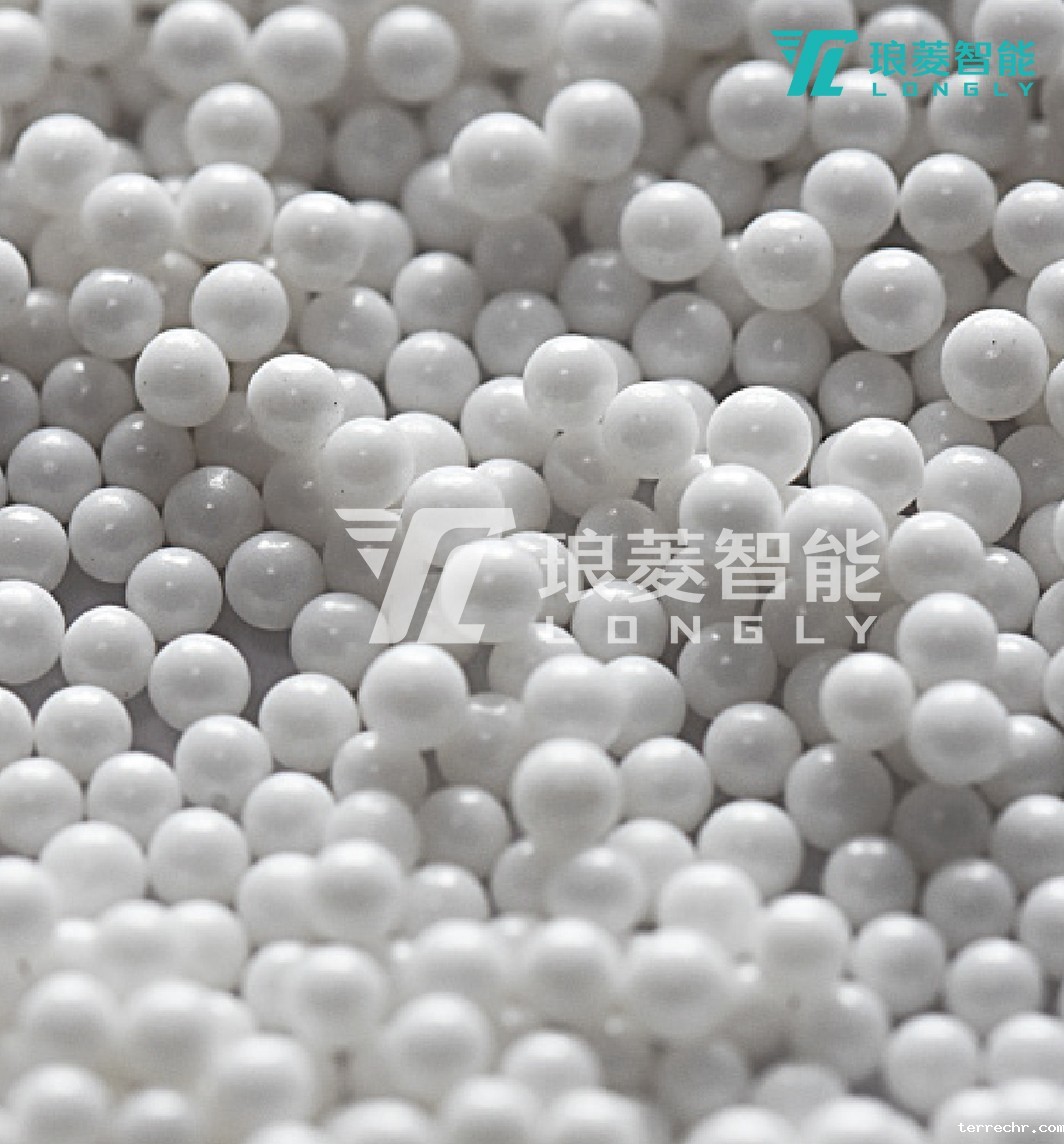 锆珠.jpg 锆珠.jpg